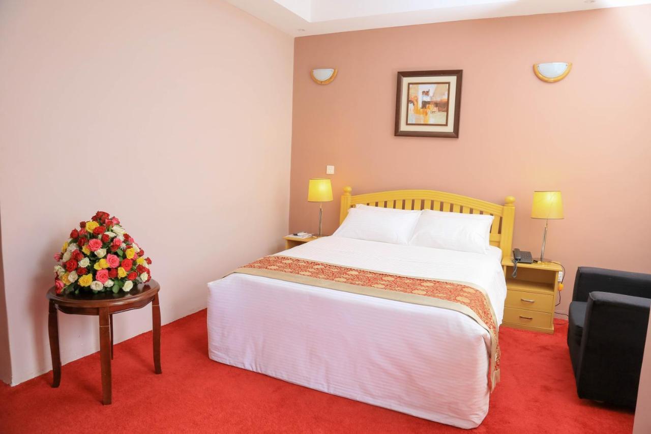 Hotel 7 Seasons Εντέμπε Εξωτερικό φωτογραφία